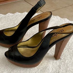 Gorgeous Charles by Charles David sling back platform pump